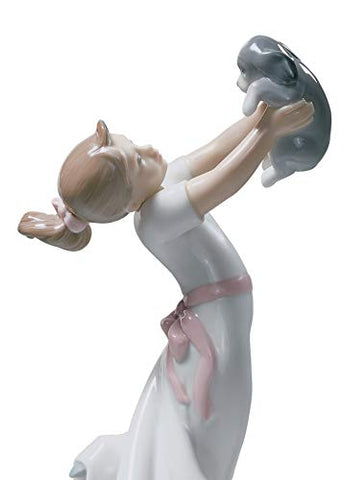 LLADRÓ The Best of Friends Girl Figurine. Porcelain Girl Figure.