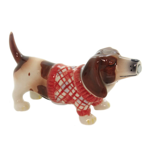 Pacific Giftware Kissing Basset Hounds in Sweater Nothing but a Hound Dog Magnetic Salt and Pepper Shaker Set