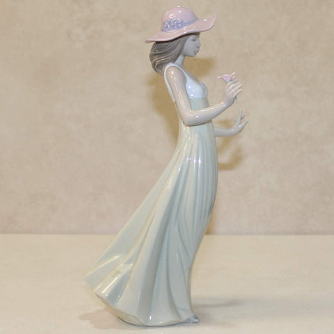 Lladro Nao Collectible Porcelain Figurine: Gentle Breeze - 10" Tall - Girl/Young Lady