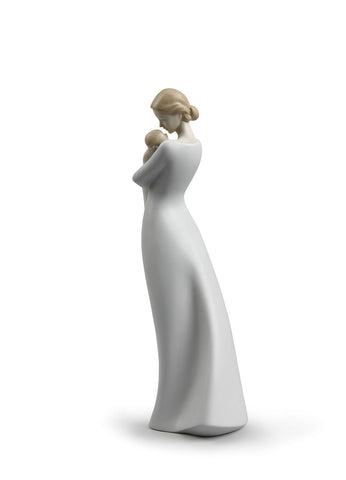 LLADRÓ A Mother's Embrace Figurine. Porcelain Mother Figure.