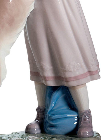 LLADRÓ A Warm Welcome Dog Figurine. Porcelain Girl Figure.