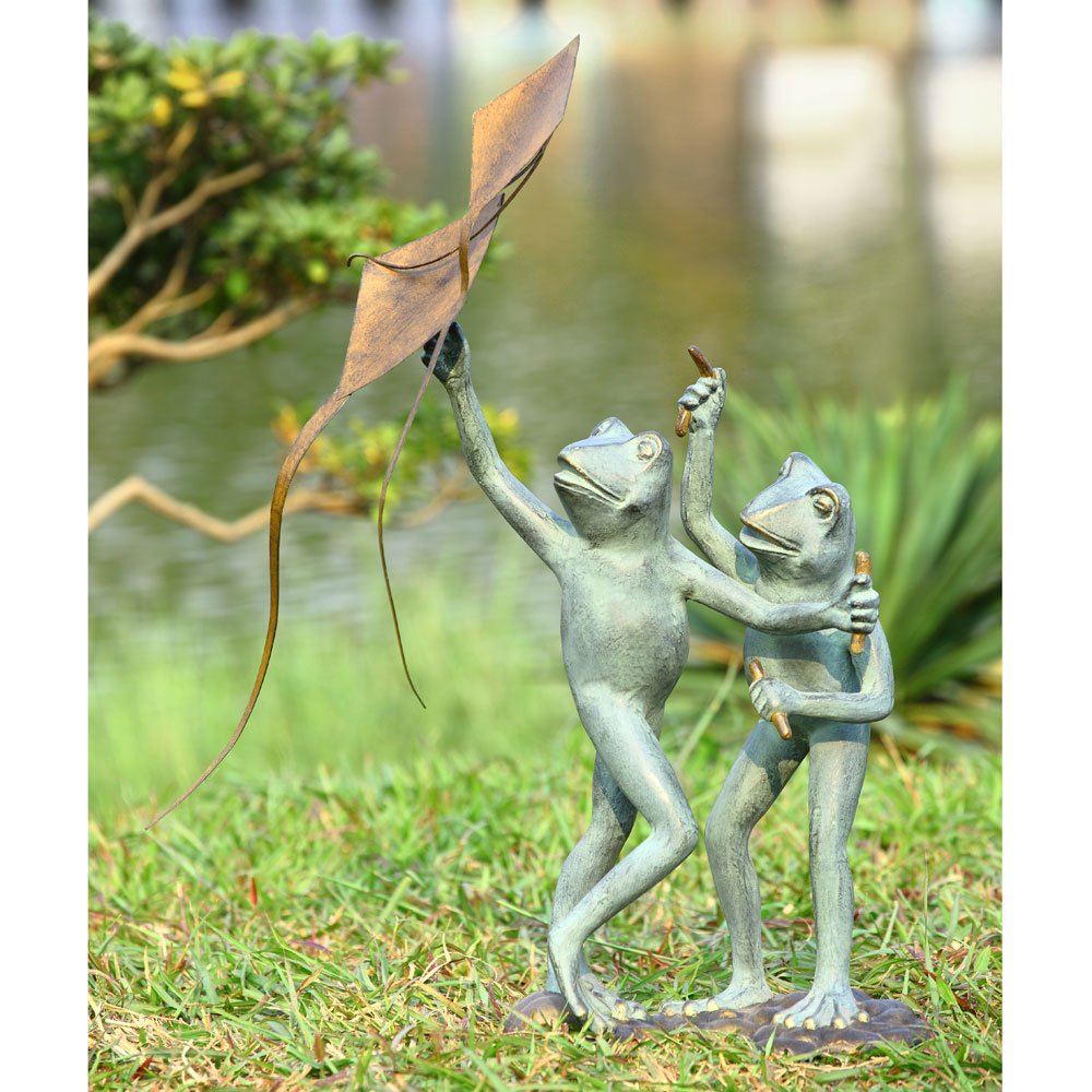 Frog Kite Flyers Garden Statue